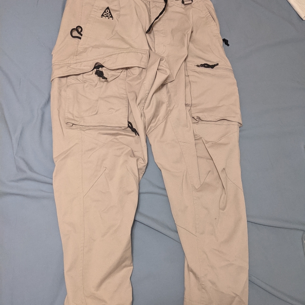Nike ACG Cargo pants rare Moon Particle used with tag